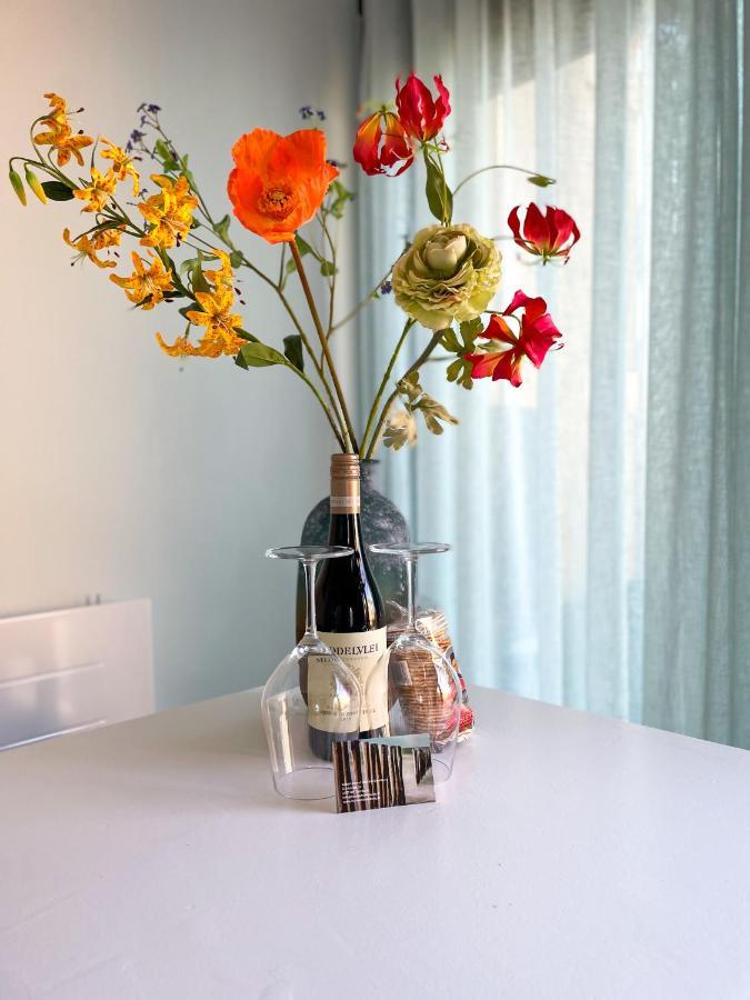 Schitterend Appartement Hartvandomburg Bagian luar foto